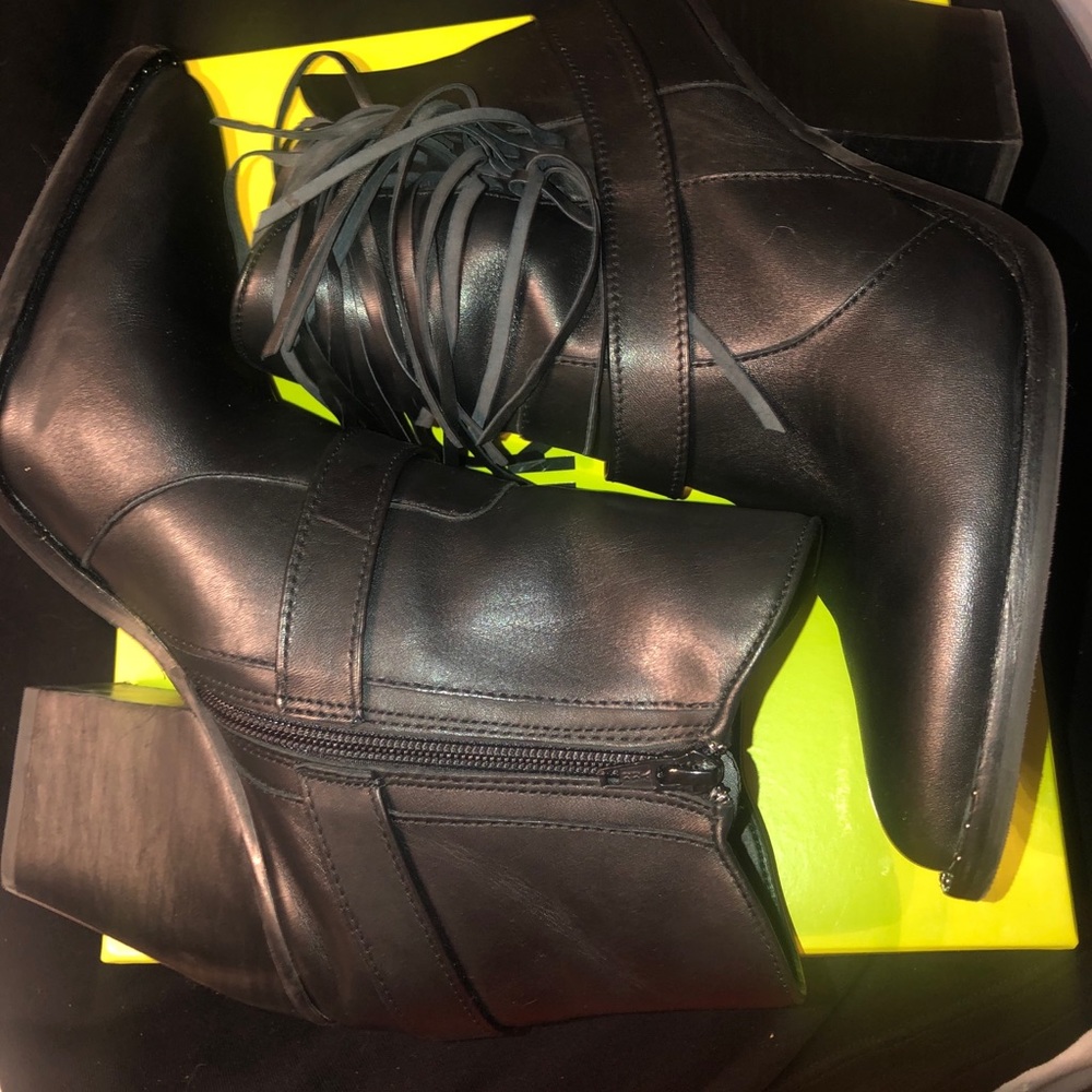 GianniBini Size 11 but Narrow